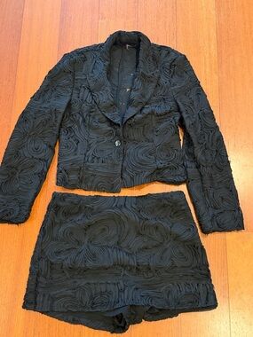 Zara Black Textured Swirl Skort and blazer size L NWOT